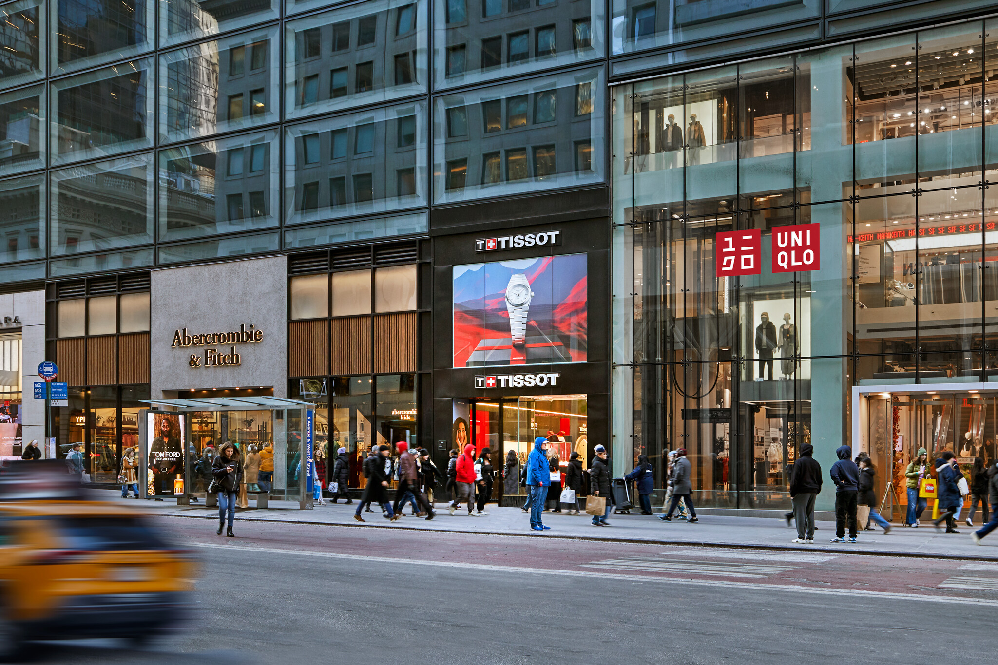 660 Fifth Ave, New York, NY for lease Building Photo- Image 1 of 8