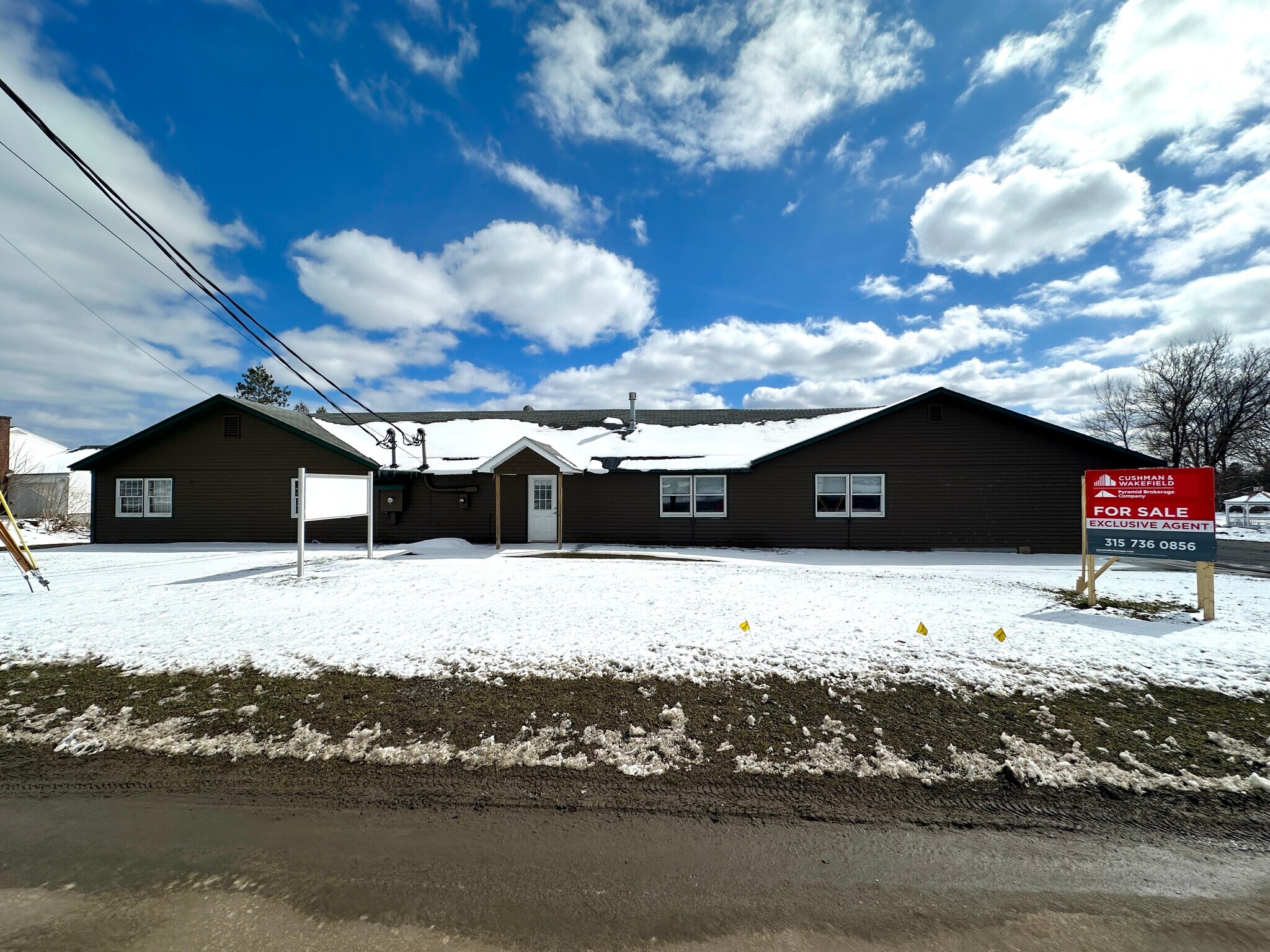 9584 Main St, Holland Patent, NY for sale Primary Photo- Image 1 of 8