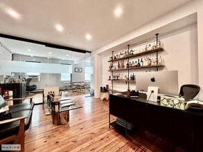 68 Greenpoint Ave, Brooklyn, NY for lease Interior Photo- Image 2 of 14