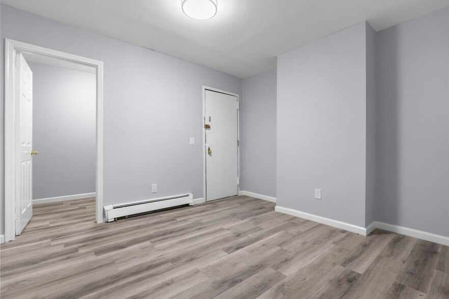 58 Chestnut St, Yonkers, NY for sale - Building Photo - Image 3 of 24