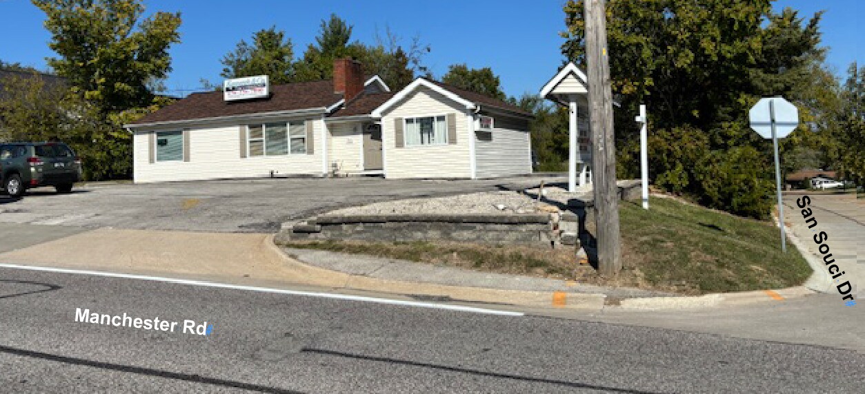 14563 Manchester Rd, Ballwin, MO à vendre Photo du bâtiment- Image 1 de 5