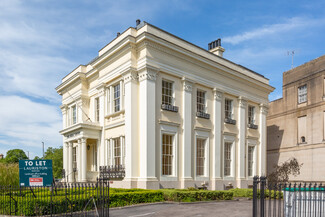 Plus de détails pour Montpellier St, Cheltenham - Bureau à louer