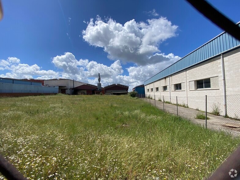 Terrain dans Colmenar Viejo, Madrid à vendre - Photo du bâtiment - Image 2 de 4