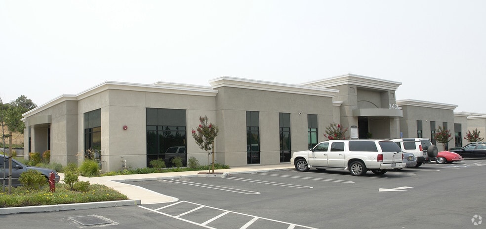 3436 Hillcrest Ave, Antioch, CA for lease - Building Photo - Image 1 of 9