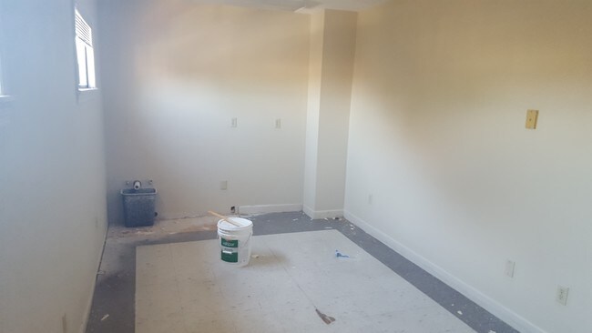 More details for 10225 Ulmerton Rd, Largo, FL - Office for Sale