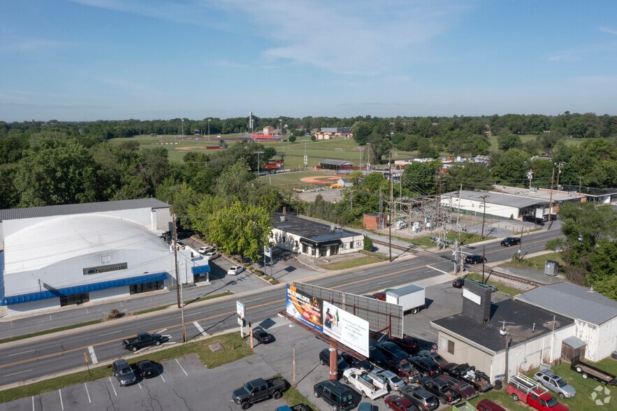 535 Northern Ave, Hagerstown, MD for lease - Aerial - Image 3 of 23