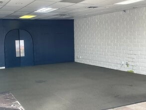 4180 S Jones Blvd, Las Vegas, NV for lease Interior Photo- Image 1 of 4