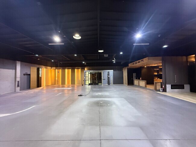 More details for 19316-19320 Londelius St, Northridge, CA - Industrial for Lease