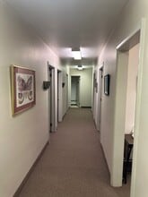 26151 Euclid Ave, Euclid, OH à louer Photo intérieure- Image 2 de 7