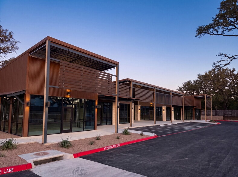 21 Herff Rd, Boerne, TX for lease - Building Photo - Image 2 of 7