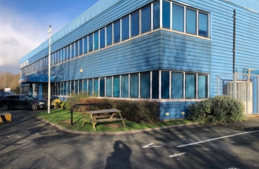 Halesfield 2, Telford for lease - Primary Photo - Image 1 of 1