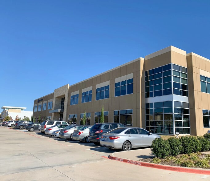 8454 Parkwood Blvd, Plano, TX for lease - Building Photo - Image 2 of 19