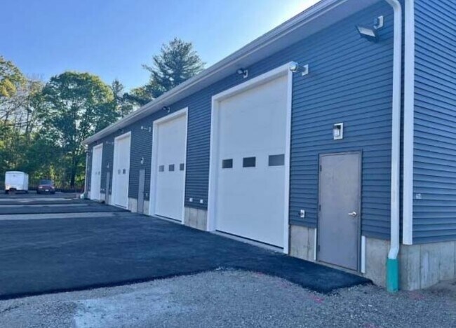 Plus de détails pour 81 Trigo Dr, Middletown, CT - Industriel à louer