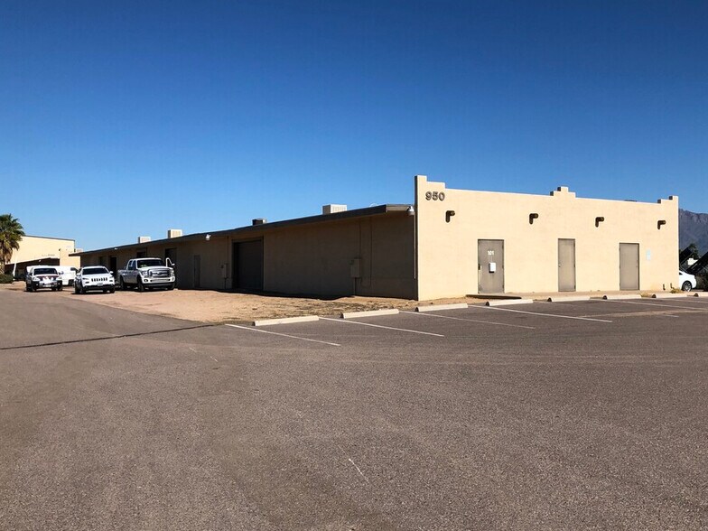 950 E Baseline Ave, Apache Junction, AZ à louer - Photo du bâtiment - Image 1 de 4