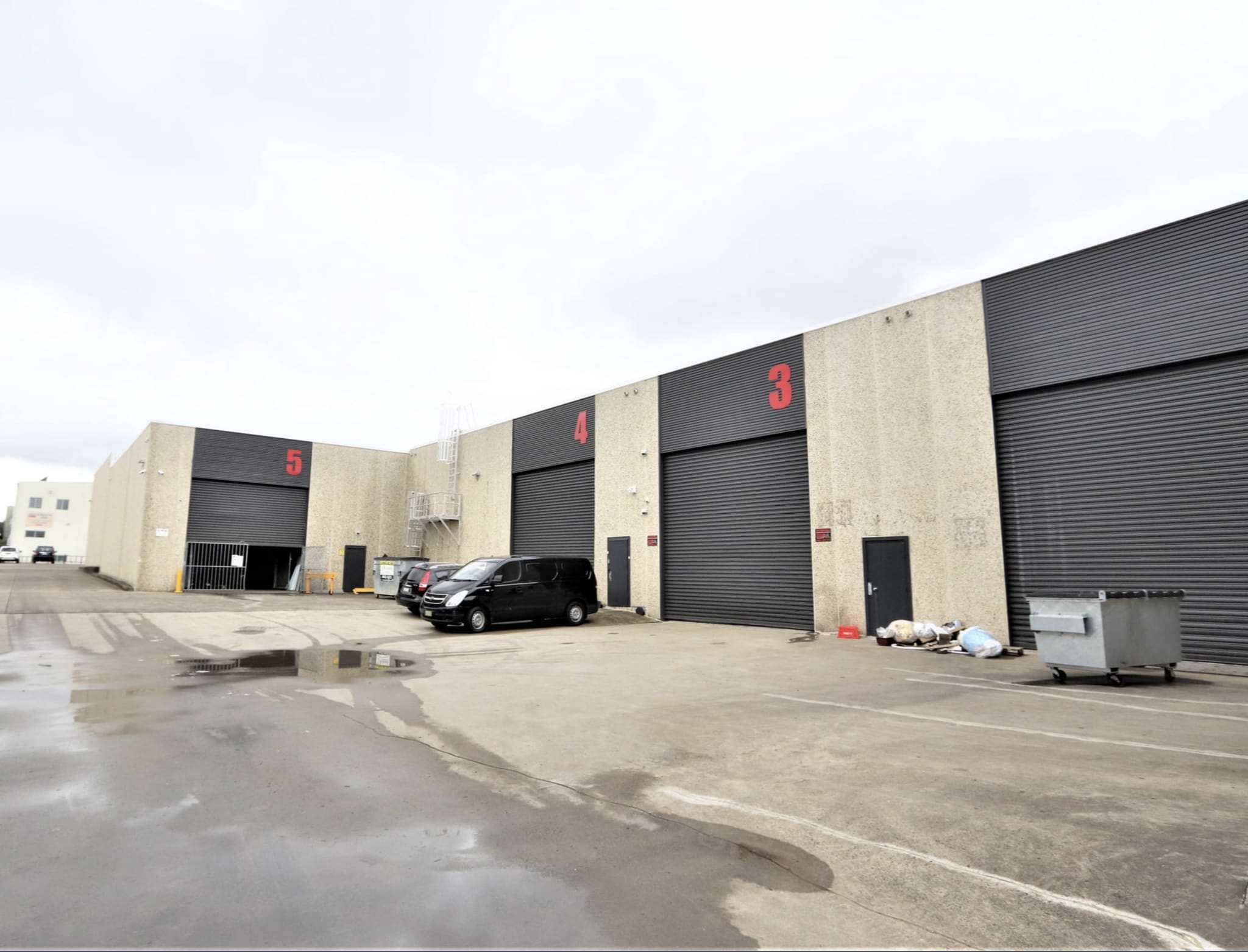 4 Brunker Rd, Chullora à louer Photo du bâtiment- Image 1 de 1