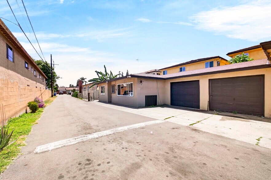 15013 Indiana Ave, Paramount, CA à vendre - Photo du bâtiment - Image 2 de 8