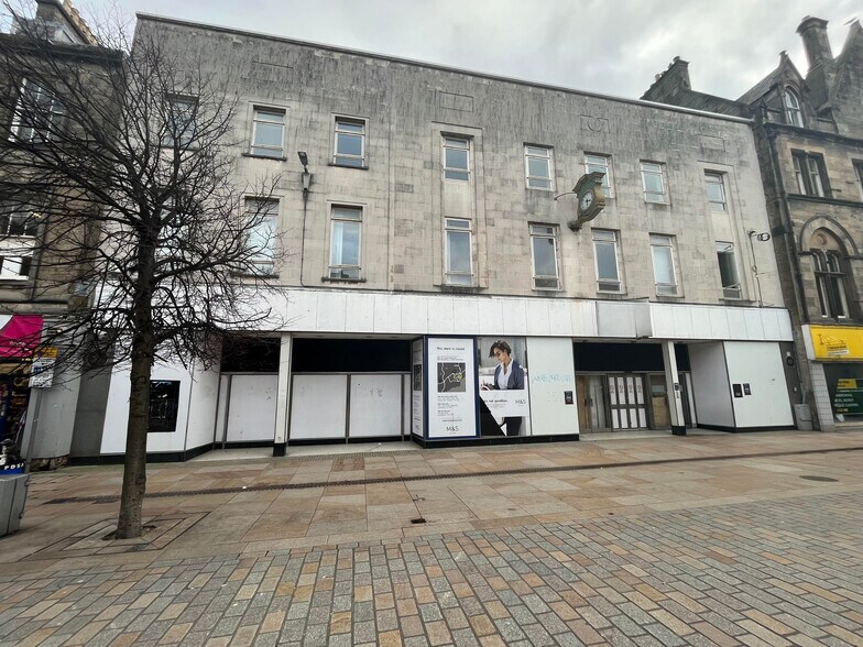 166-168 High St, Kirkcaldy à louer - Photo du bâtiment - Image 1 de 3