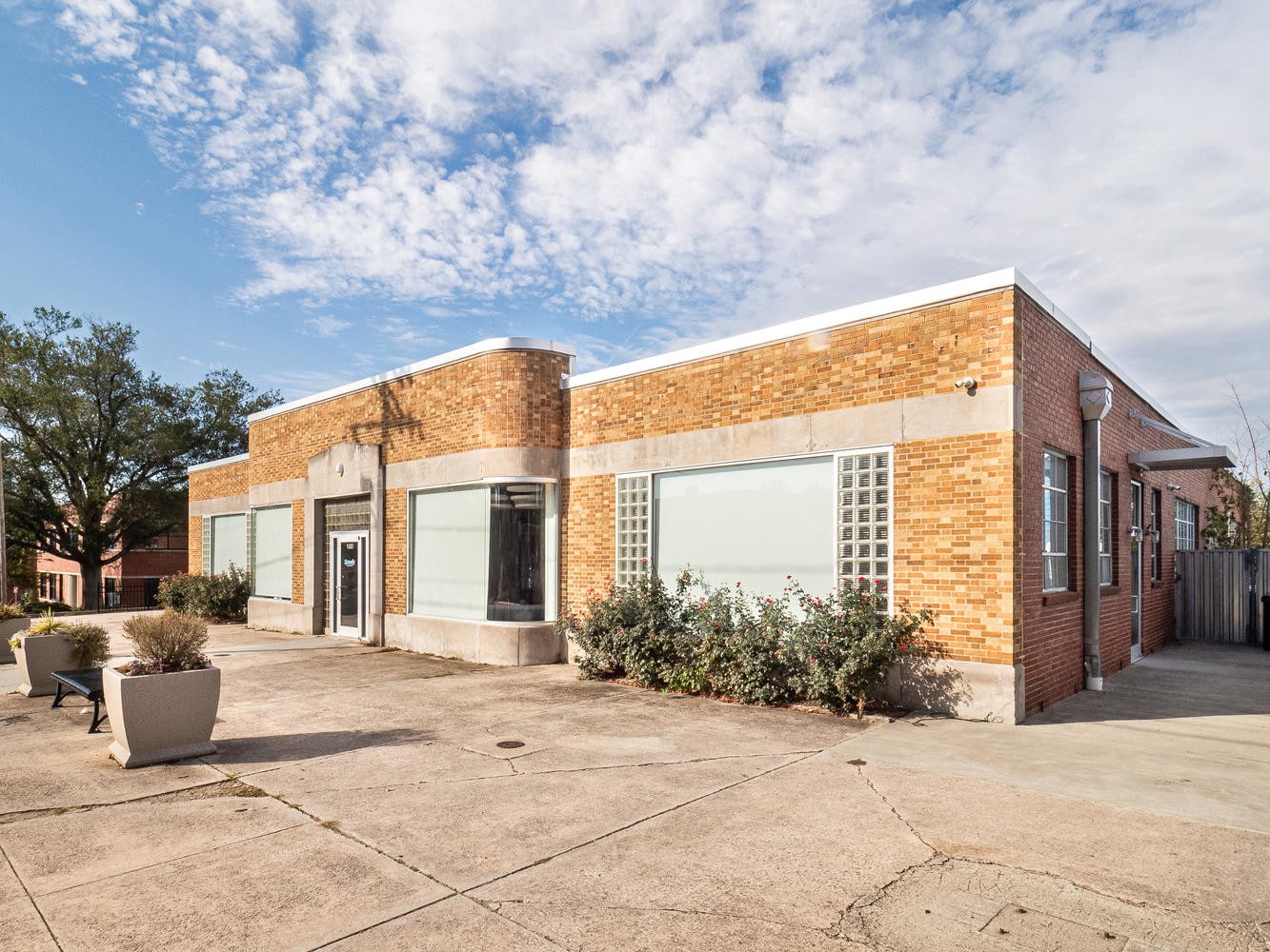733 Foster St, Durham, NC for lease Primary Photo- Image 1 of 20