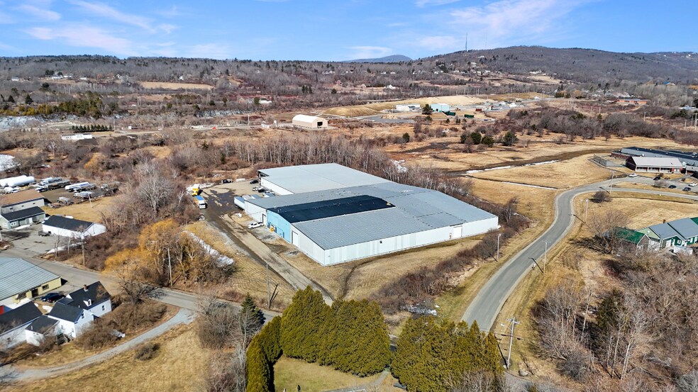 341 Park St, Rockland, ME à vendre - Photo du bâtiment - Image 3 de 8