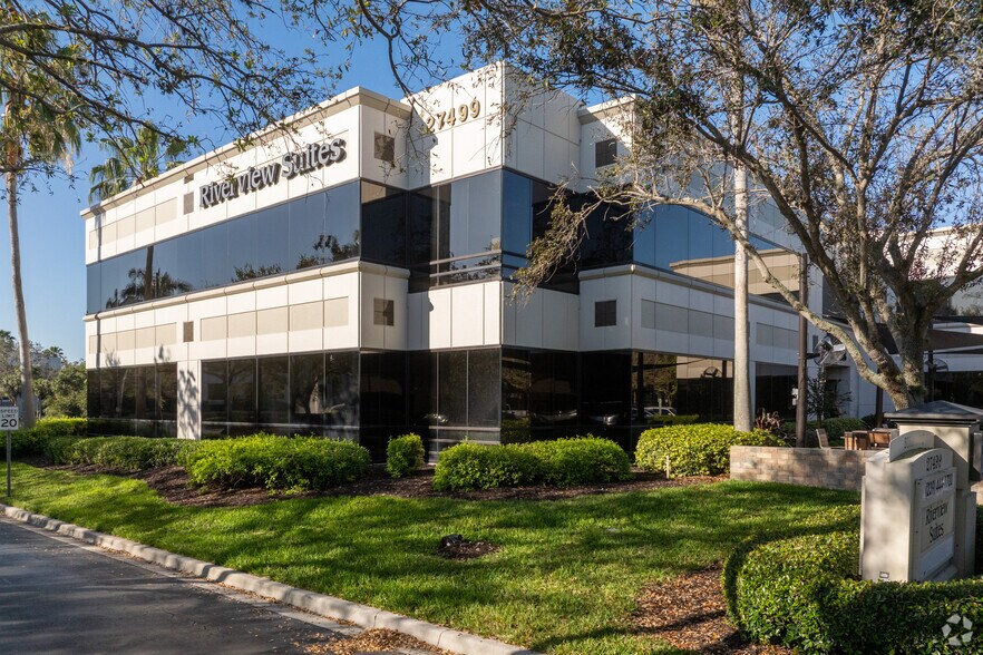 27300 Riverview Center Blvd, Bonita Springs, FL à louer - Photo du bâtiment - Image 2 de 4