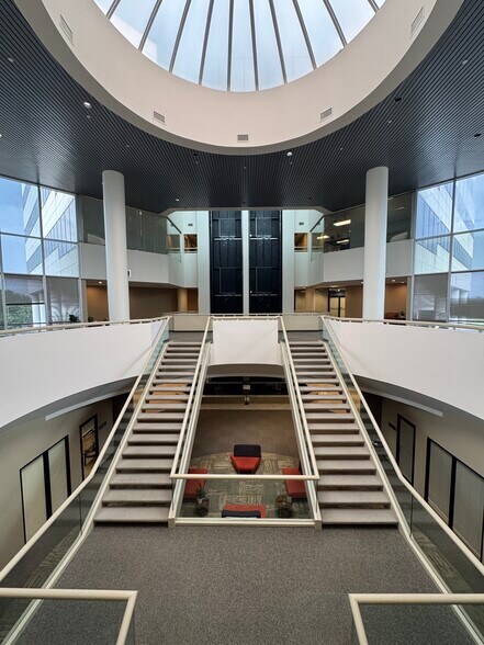 1908 N Laurent St, Victoria, TX à vendre - Photo du bâtiment - Image 3 de 23