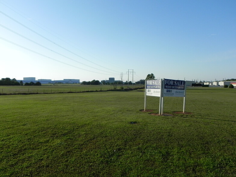 3401 Hwy 20, Decatur, AL for sale - Building Photo - Image 1 of 5