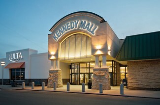 Plus de détails pour 555 John F Kennedy Rd, Dubuque, IA - Commerce de détail à louer