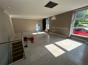 35-37 Swan Rd, Harrogate for lease Interior Photo- Image 2 of 7