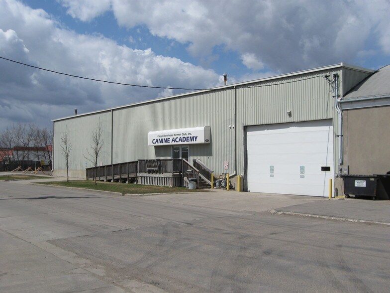 1401-1405 5th Ave N, Fargo, ND à vendre - Photo du bâtiment - Image 2 de 2