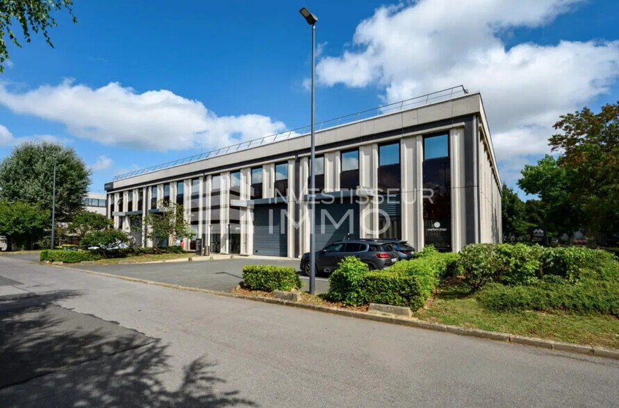 Flex dans Antony à louer - Photo du bâtiment - Image 2 de 2