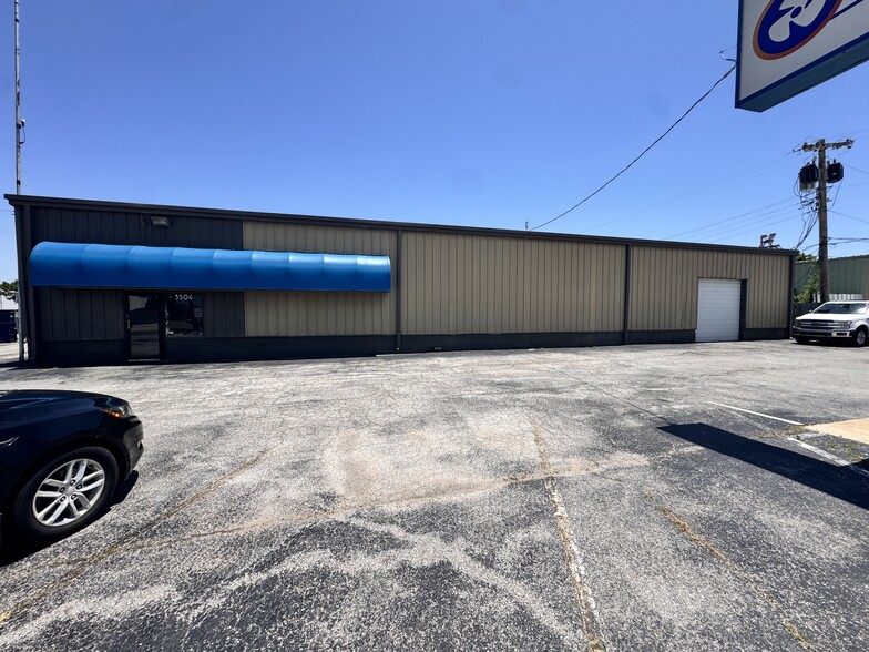 3504 S Meridian Ave, Oklahoma City, OK for lease - Building Photo - Image 3 of 18