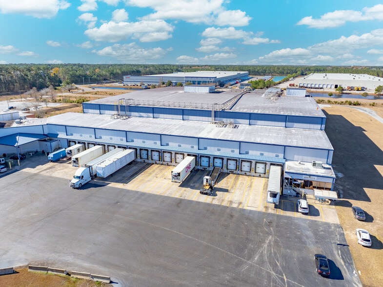1125 Newton Way, Summerville, SC à louer - Photo du bâtiment - Image 2 de 5