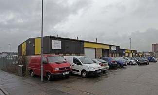 Plus de détails pour Latimer Rd, Luton - Industriel à louer