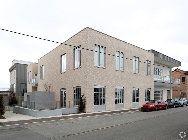 1200 4th Ave N, Nashville, TN à louer - Photo du bâtiment - Image 3 de 17
