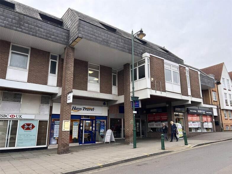 44-50 High St, Rayleigh à louer - Photo du bâtiment - Image 2 de 12