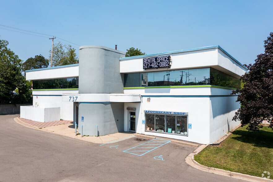 737 N Grand Ave, Lansing, MI for sale - Building Photo - Image 1 of 1