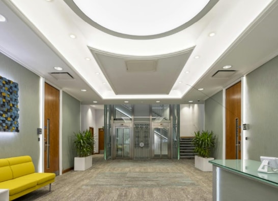 78 Wellington St, Leeds for lease - Interior Photo - Image 2 of 6