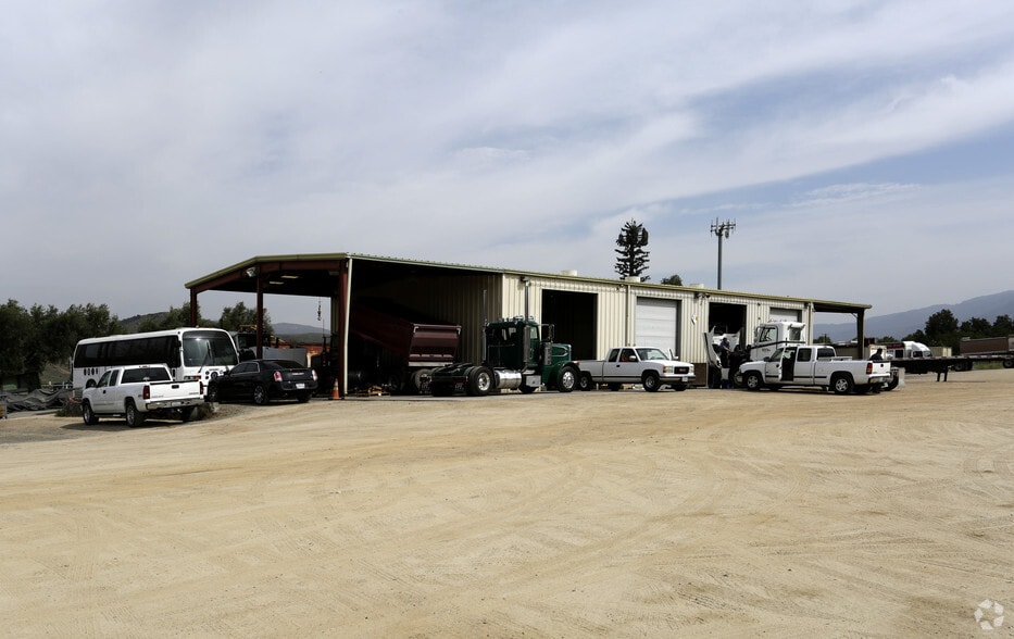 21880 Temescal Canyon Rd, Corona, CA for lease - Building Photo - Image 2 of 3