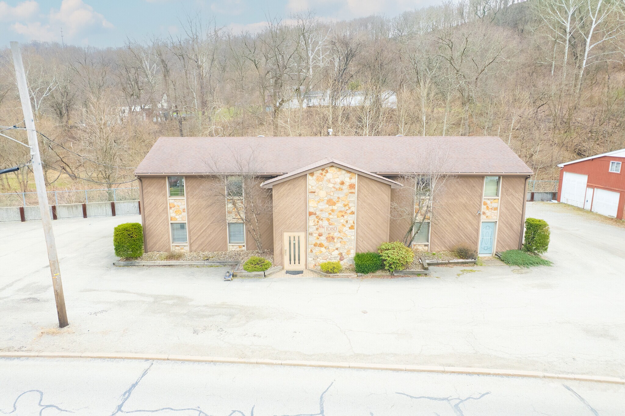 1080 Long Run Rd, McKeesport, PA for lease Primary Photo- Image 1 of 28