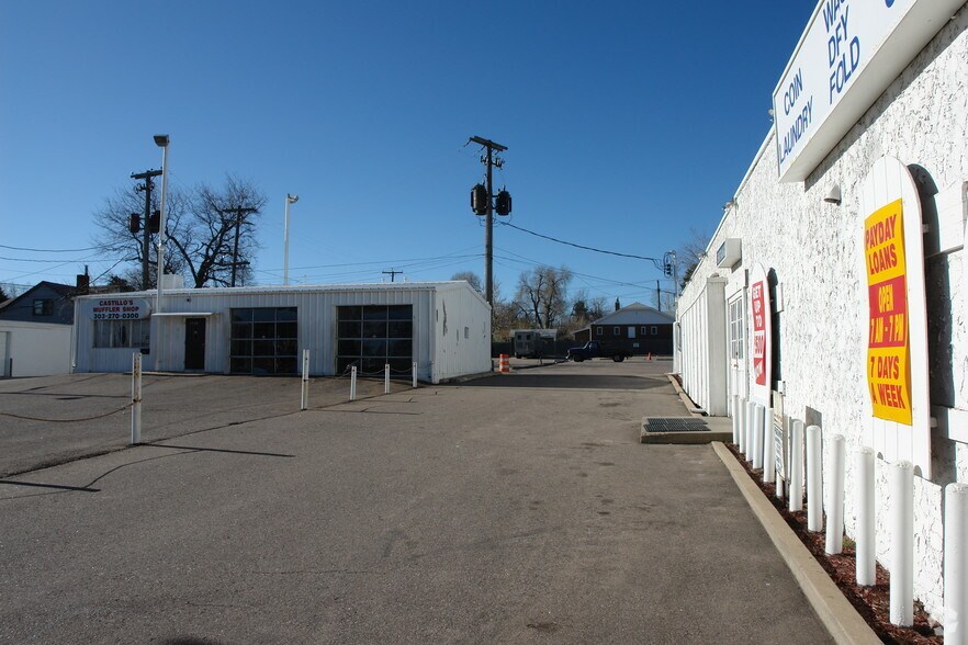 7300 E Colfax Ave, Denver, CO à vendre - Photo du bâtiment - Image 2 de 3