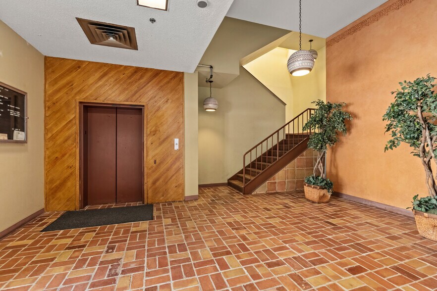 800 Navarro St, San Antonio, TX à louer - Photo du bâtiment - Image 3 de 14