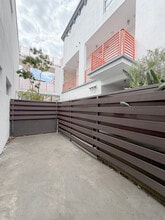 212 Marine St, Santa Monica, CA à louer Photo intérieure- Image 1 de 18