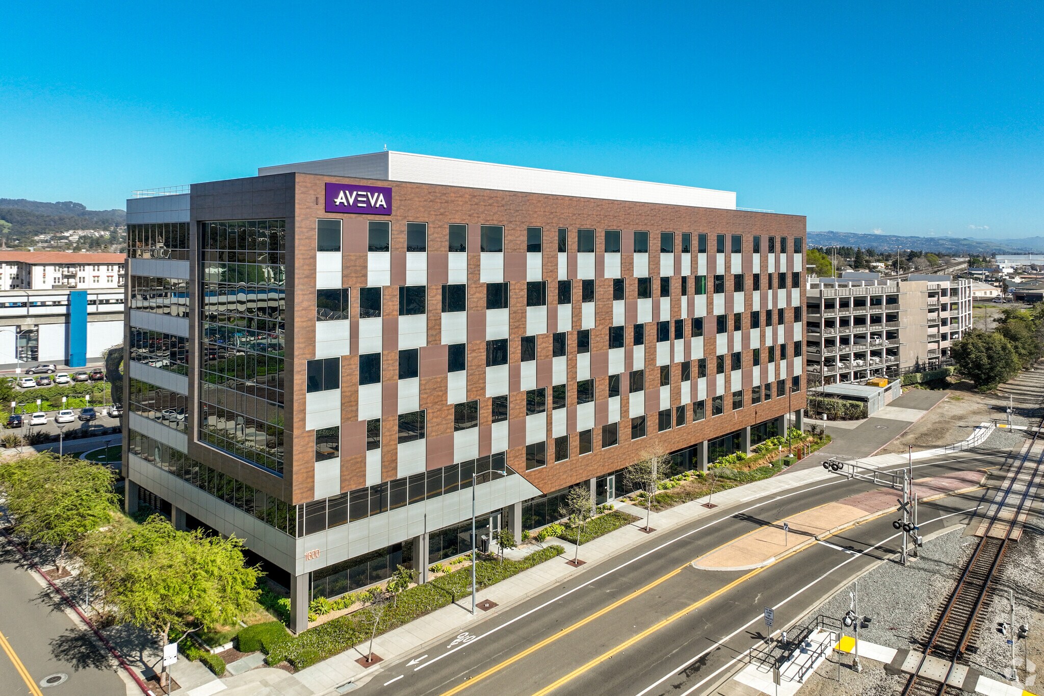 1600 Alvarado St, San Leandro, CA à louer Photo du bâtiment- Image 1 de 9