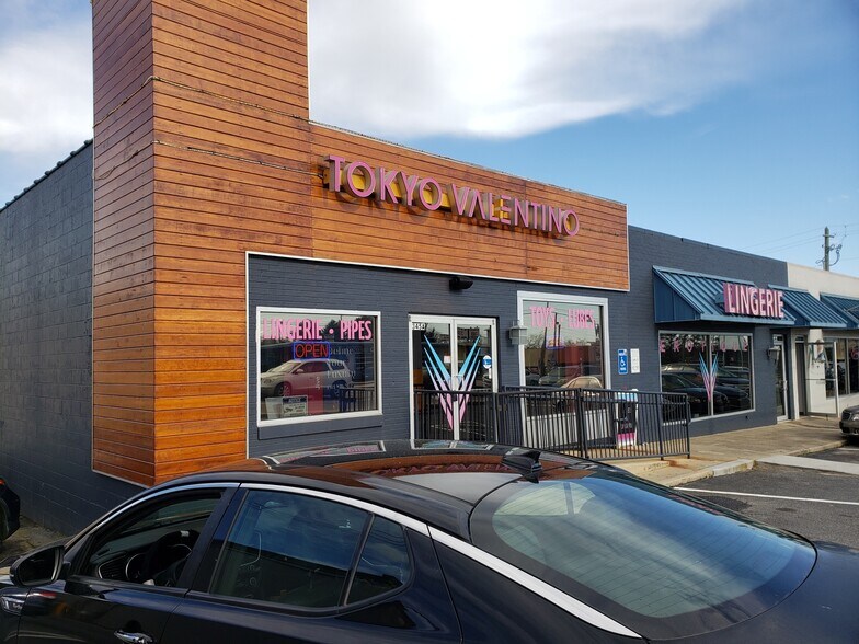 341-345 Cobb Pky S, Marietta, GA à vendre - Photo du bâtiment - Image 2 de 9