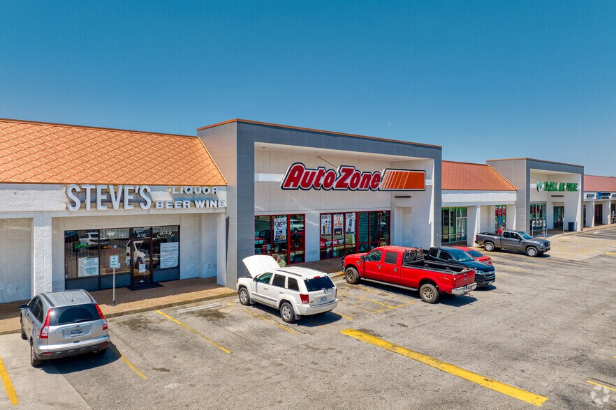 7101 Hwy 71 W, Austin, TX à louer - Photo du bâtiment - Image 2 de 6