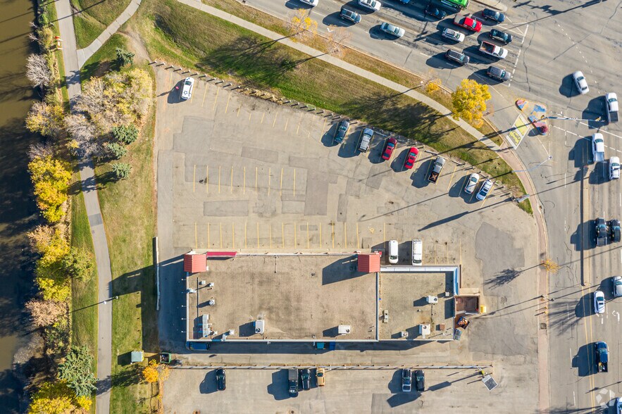 17 St St Anne, St. Albert, AB for lease - Aerial - Image 2 of 3
