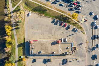 17 St St Anne, St. Albert, AB - Aerial  map view - Image1