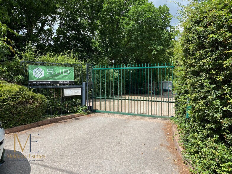 Walnut Hill Rd, Gravesend à vendre - Photo du bâtiment - Image 3 de 39