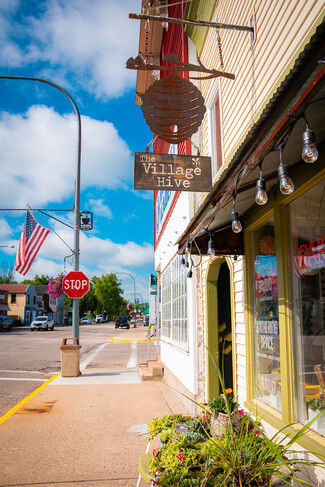 More details for 127 N Main St, Amherst, WI - Retail for Sale