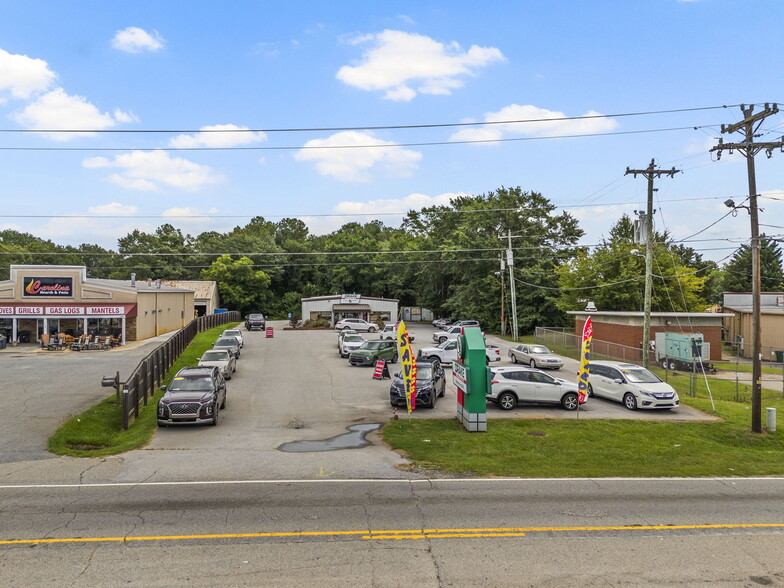 118 Rainbow Lake Rd, Boiling Springs, SC for sale - Building Photo - Image 2 of 35